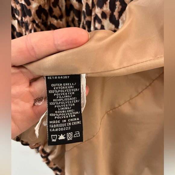 SOLD - Animal Print Vest - Picture 3 of 8